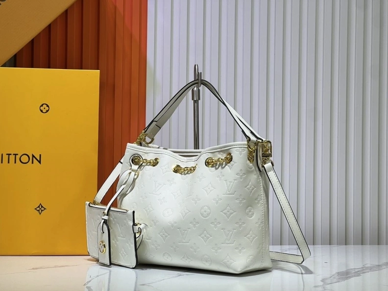 WellDesigned LX Top Handle Bags 24171