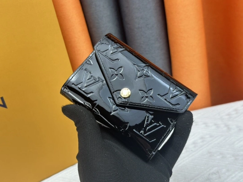 LX Wallets GoAnywhere 23892