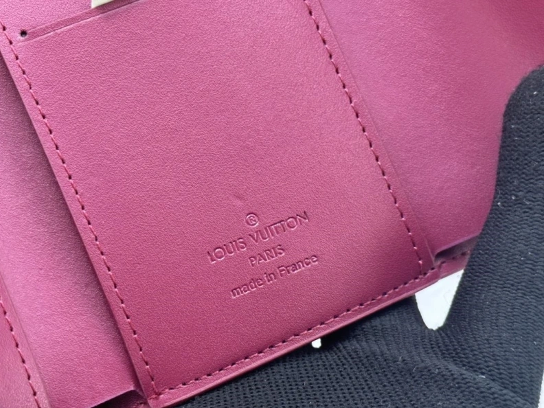 Cozy LX Wallets 23883