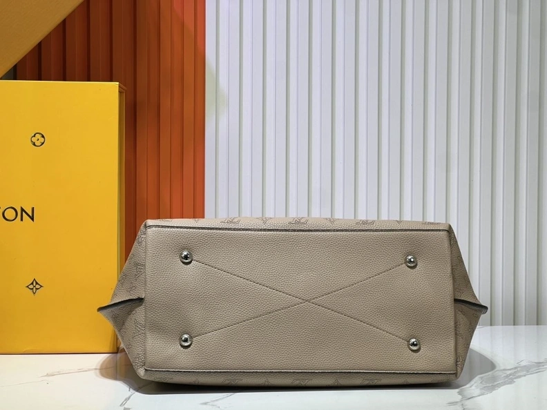 LX Top Handle Bags WellDesigned 24149