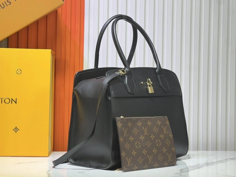 Versatile LX Travel Bags 24088