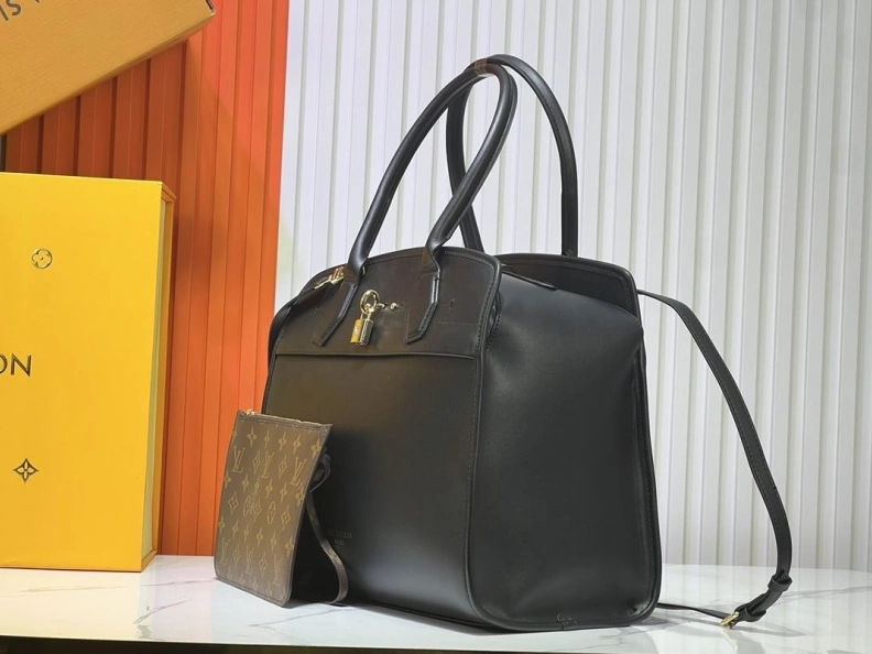 Versatile LX Travel Bags 24088