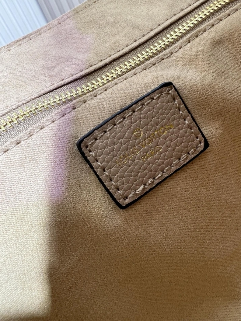 Reliable LX Top Handle Bags 24152