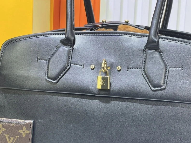 LX Top Handle Bags Modern 24159
