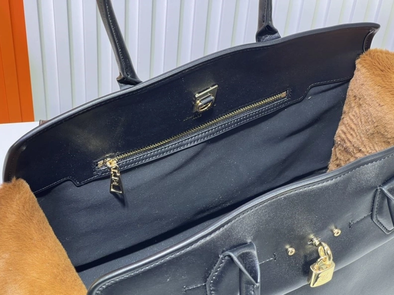 LX Top Handle Bags Modern 24159