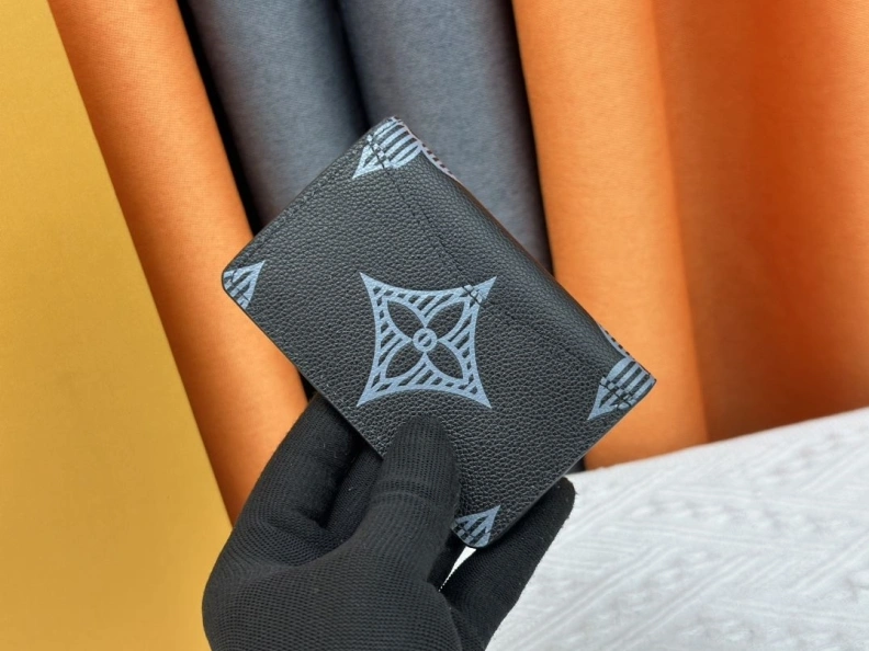 Classic LX Wallets 23843