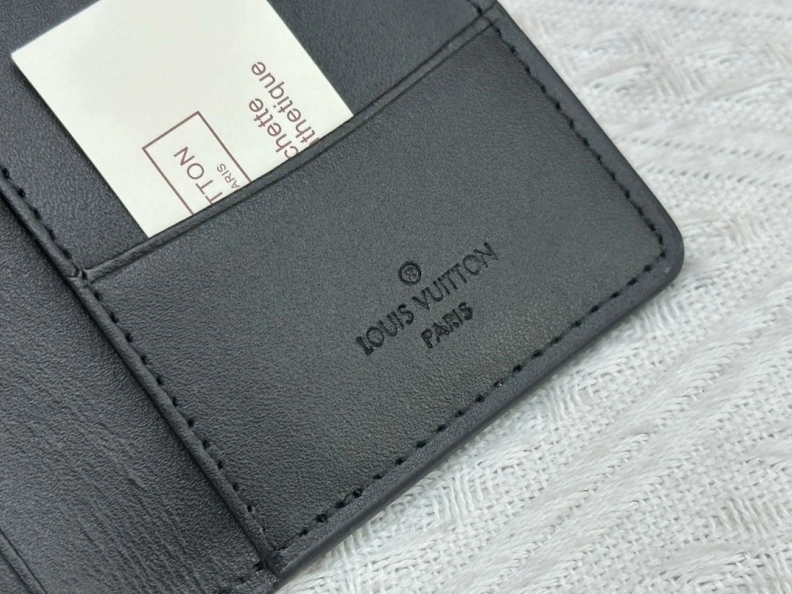 Classic LX Wallets 23843