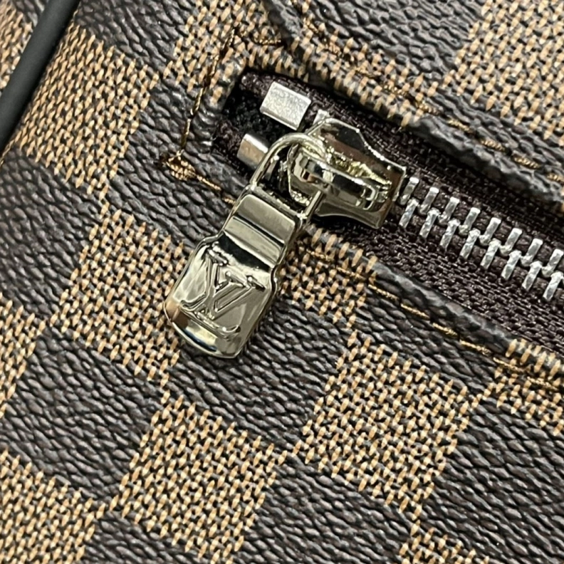 Durable LX Satchel bags 24430