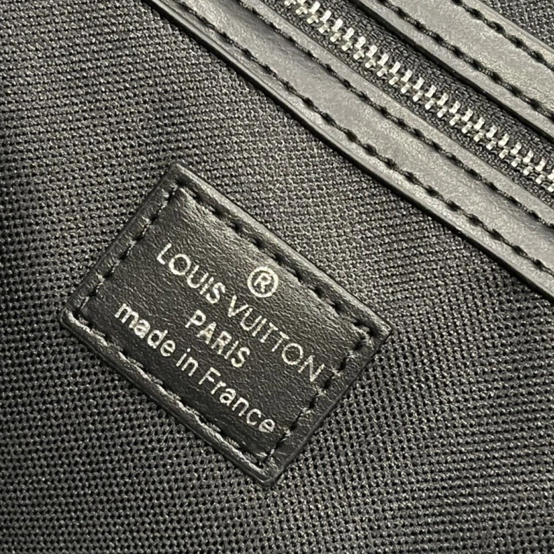 Fashionable LX Travel Bags 24086
