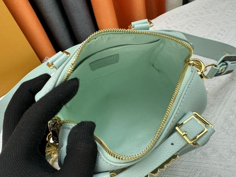Fashionable LX Speedy Bags 24213