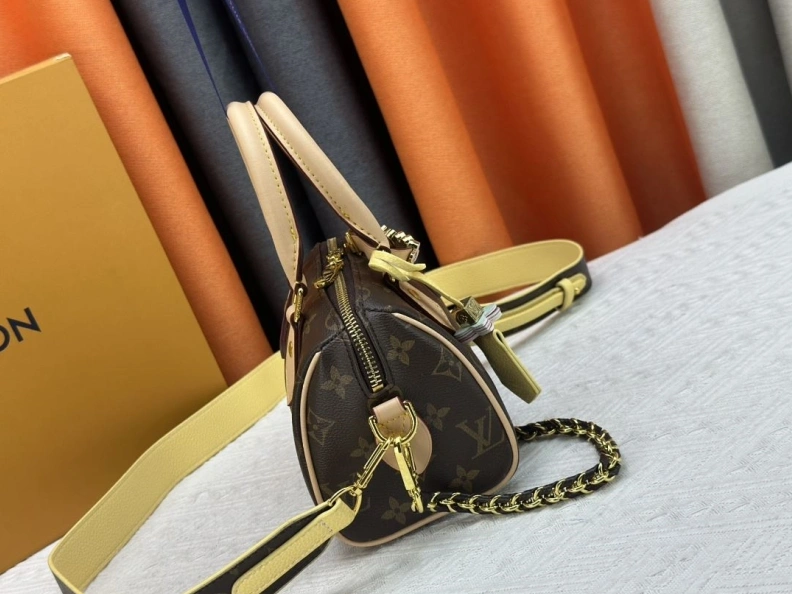 WellDesigned LX Speedy Bags 24215