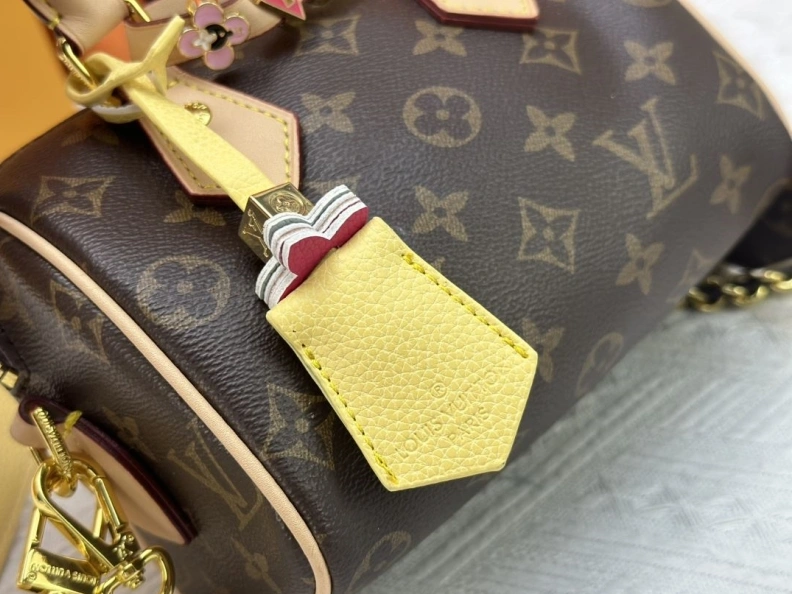 WellDesigned LX Speedy Bags 24215
