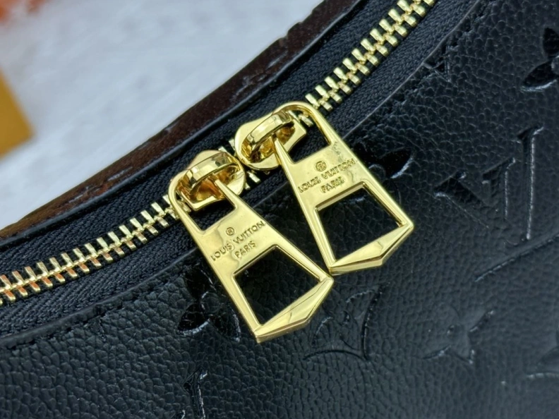 LX Satchel bags Versatile 24407