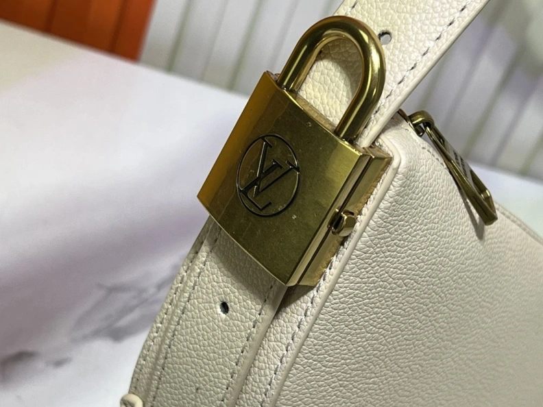 Elegant LX Satchel bags 24422