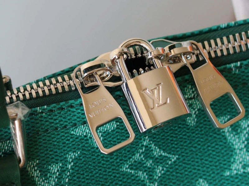Refined LX Travel Bags 16480