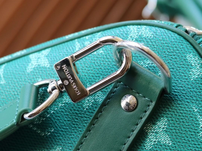 Refined LX Travel Bags 16480