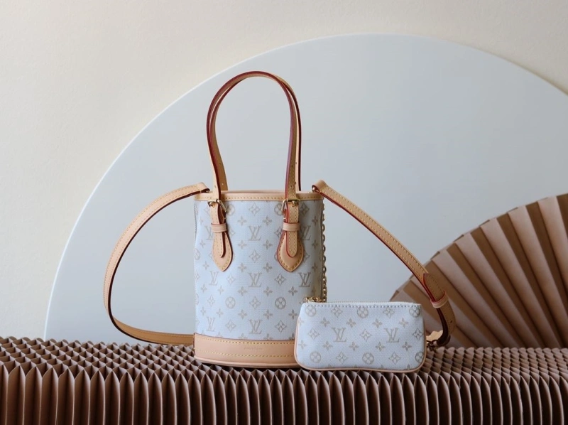 WellDesigned LX Bucket Bags 17105