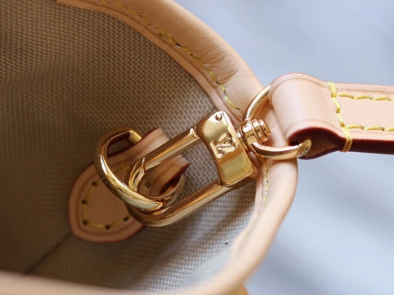 WellDesigned LX Bucket Bags 17105
