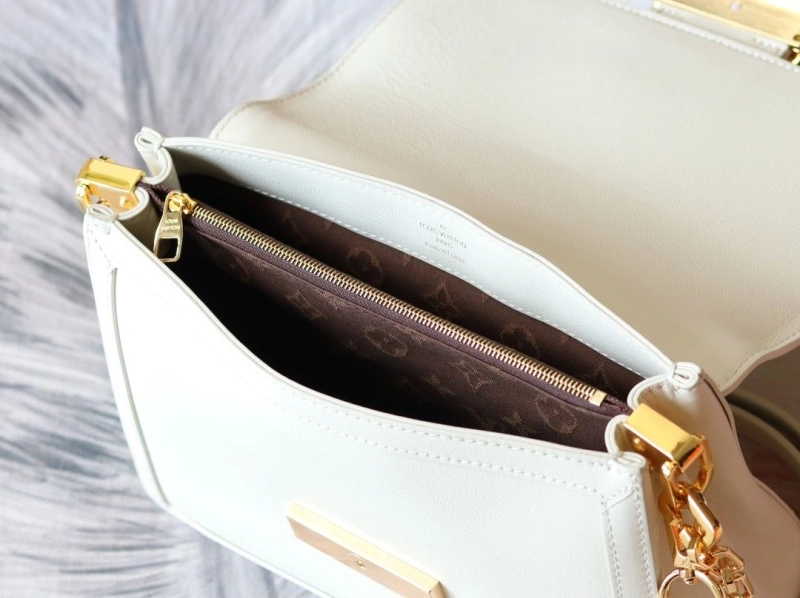 Modern LX Satchel bags 16900