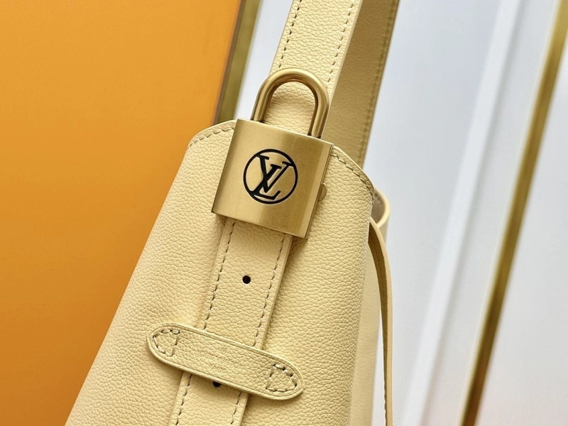 Lightweight LX Shopping Bags 16761
