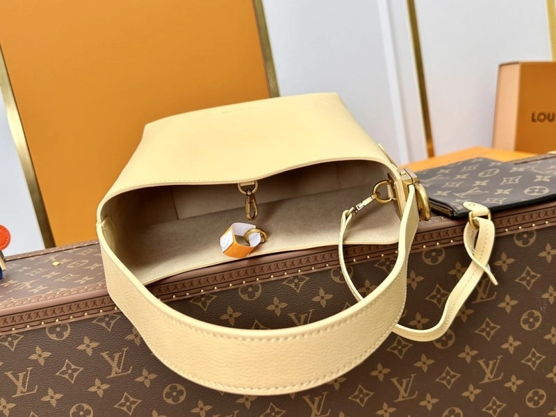 Lightweight LX Shopping Bags 16761