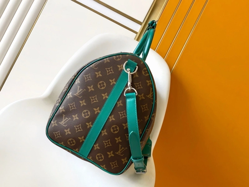 DailyWear LX Travel Bags 16474