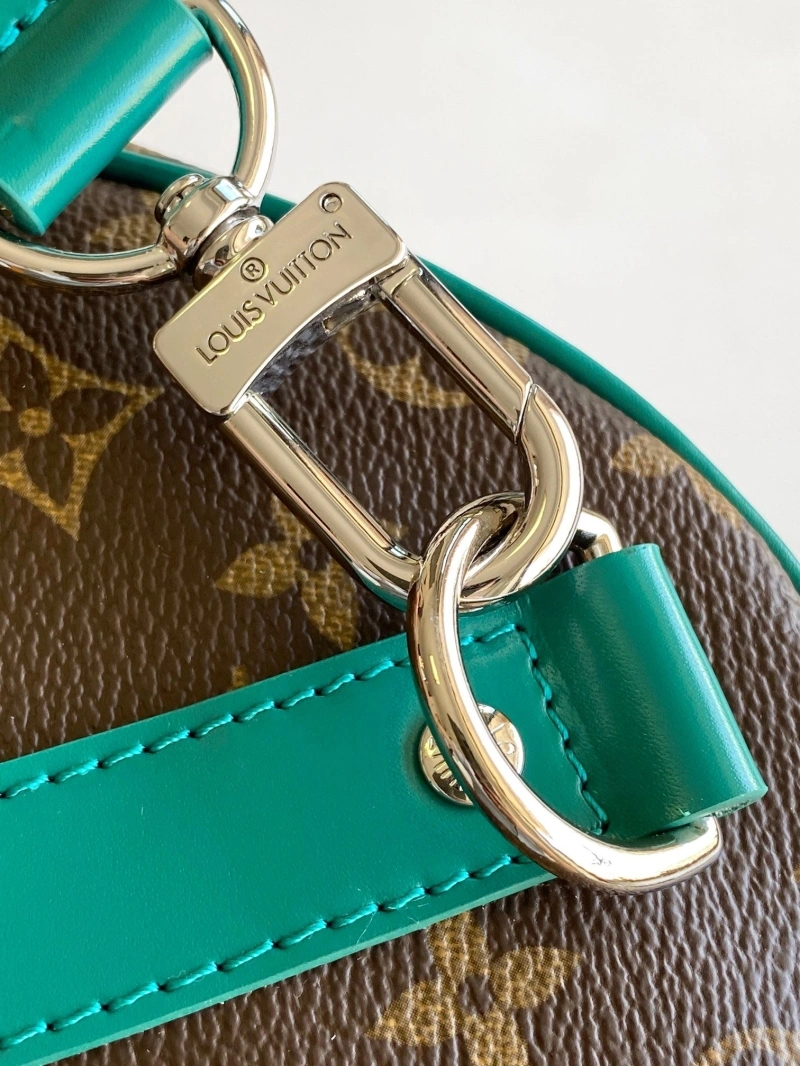 DailyWear LX Travel Bags 16474