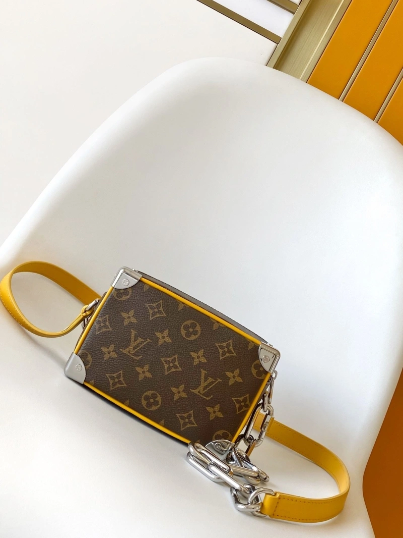 Comfortable LX Box Bags 17120