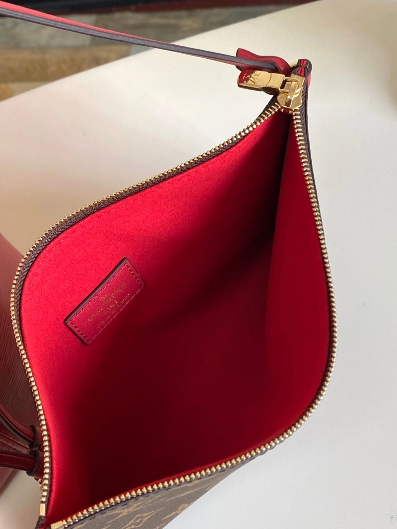 Classic LX Shopping Bags 16740