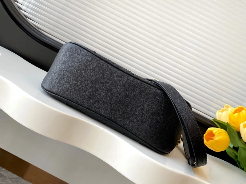 NewStyle LX Top Handle Bags 16576