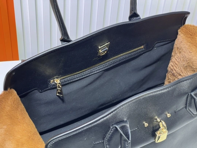 Sophisticated LX Top Handle Bags 16571