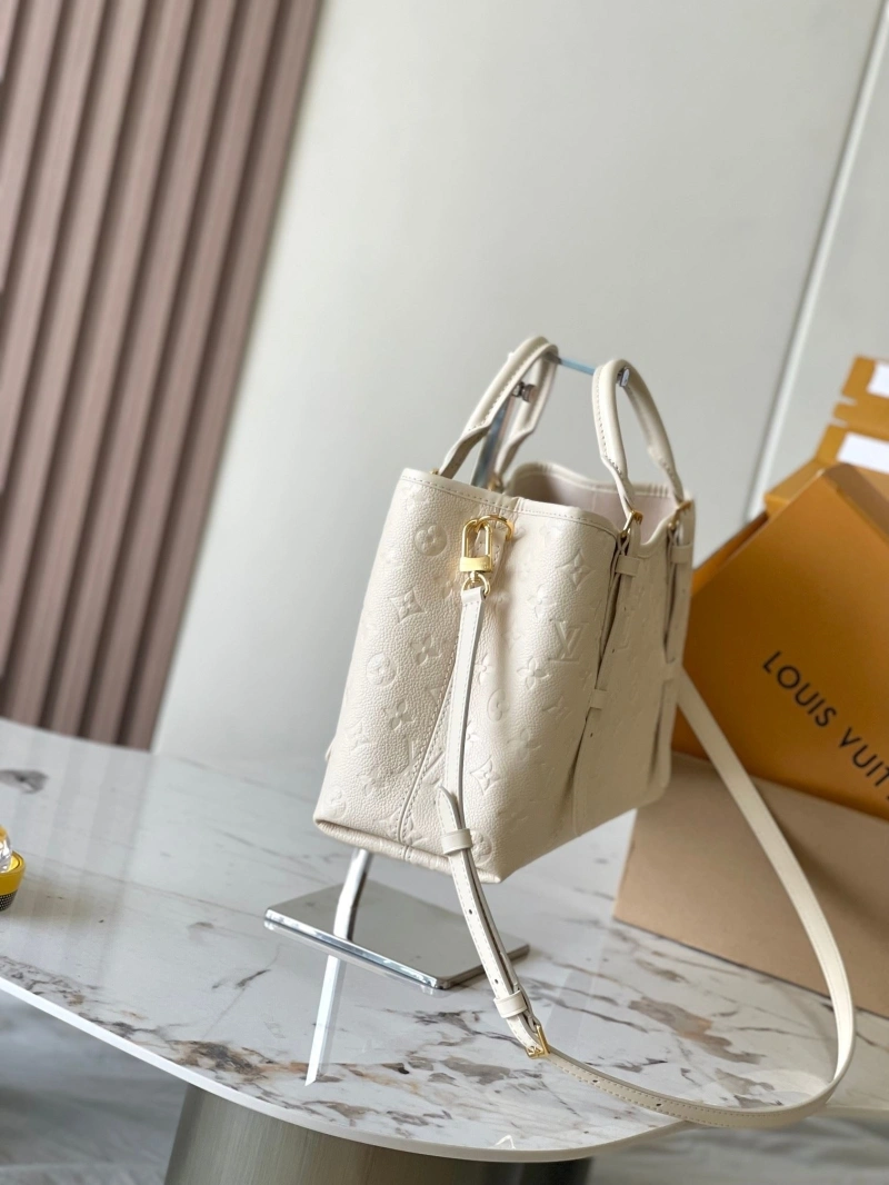 Versatile LX Shopping Bags 16698