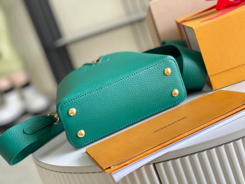 Breathable LX Caxucines Bags 17005