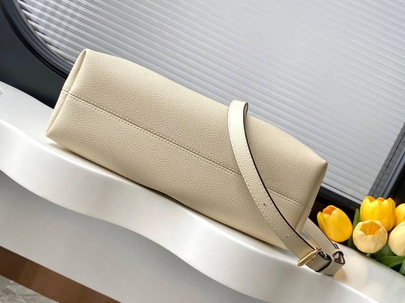 LX Satchel bags Lightweight 16834