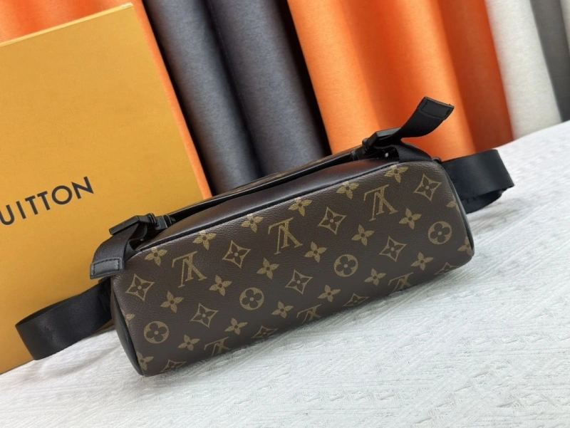 Classic LX Satchel bags 16850