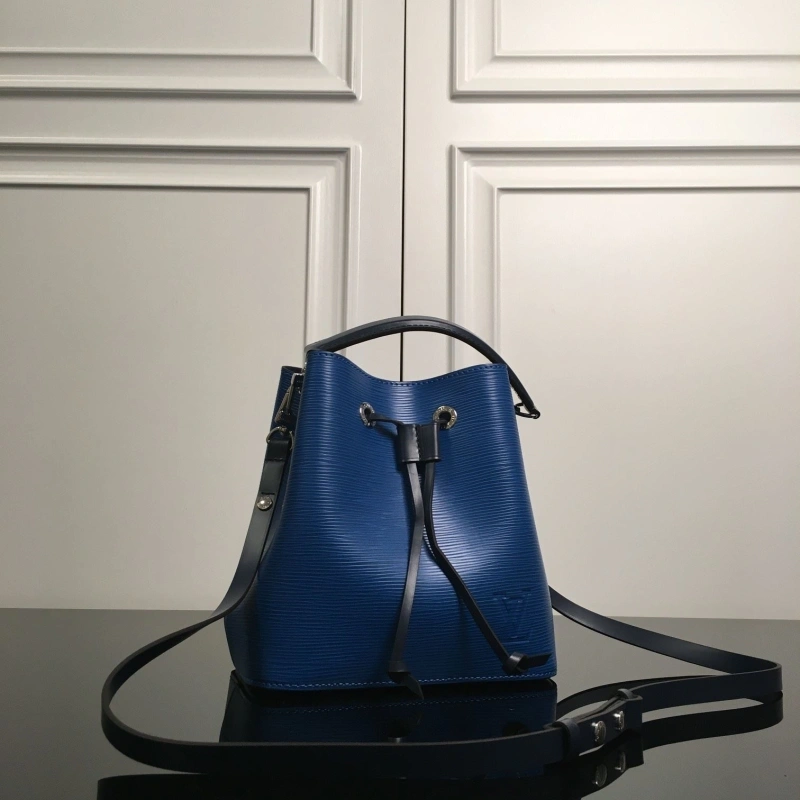 WellDesigned LX Bucket Bags 17092