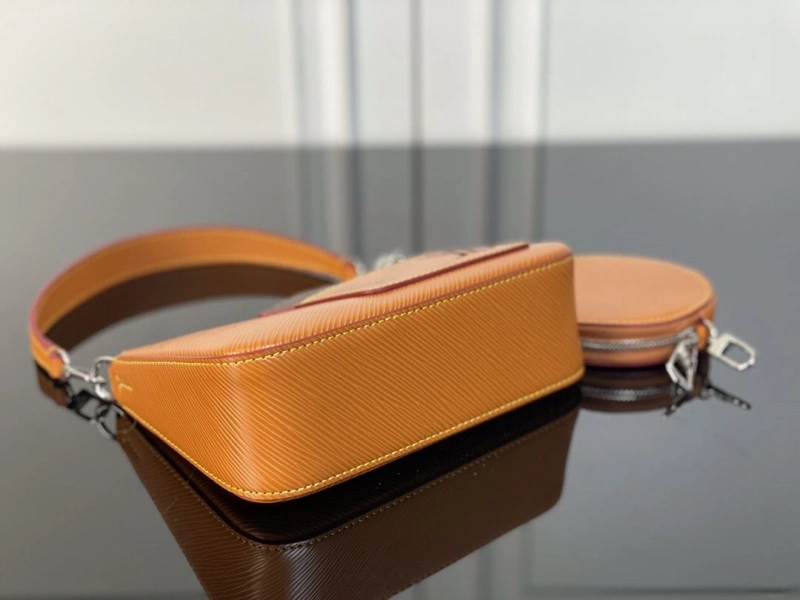 LX Top Handle Bags Flexible 16539