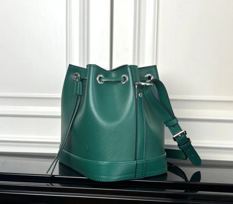 Bright LX Bucket Bags 17084