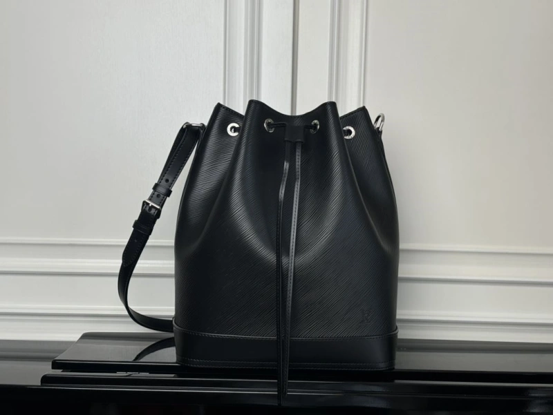 LX Bucket Bags Classic 17079