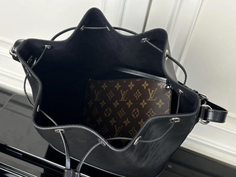 LX Bucket Bags Classic 17079