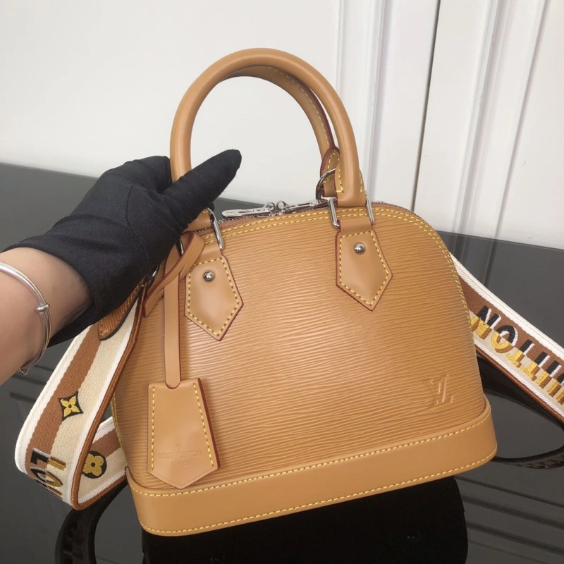 Versatile LX Top Handle Bags 16530