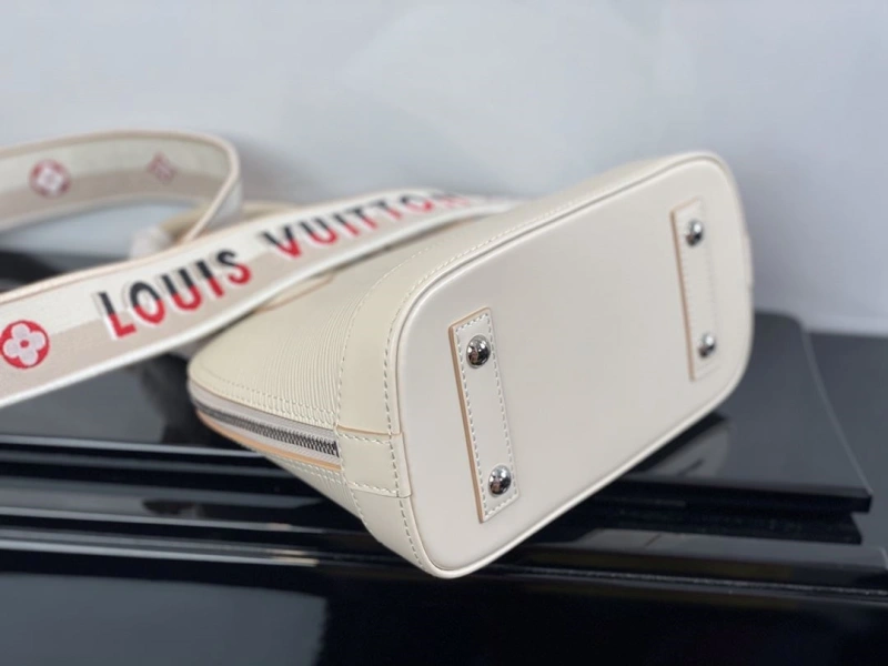 LX Top Handle Bags EyeCatching 16543