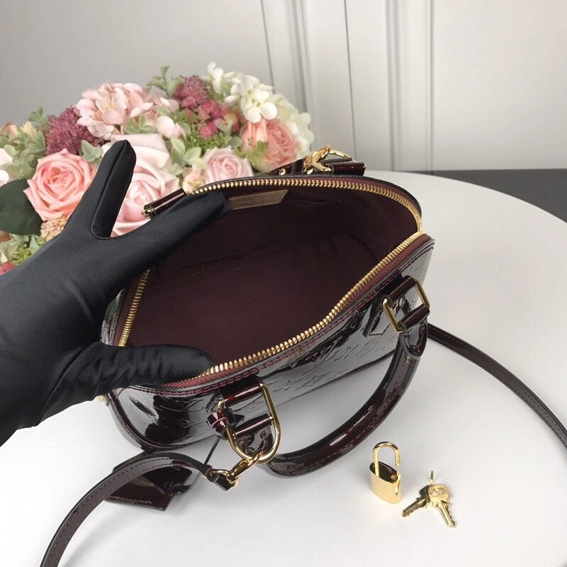 LX Top Handle Bags Soft 16527
