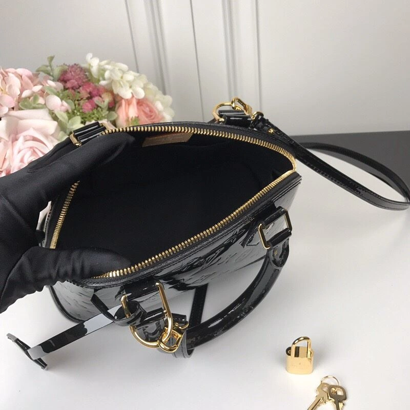 LX Top Handle Bags HighQuality 16536