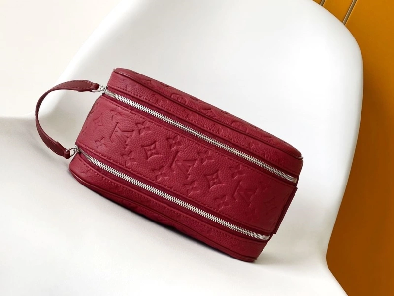Fashionable LX Cosmetic Bags 16927