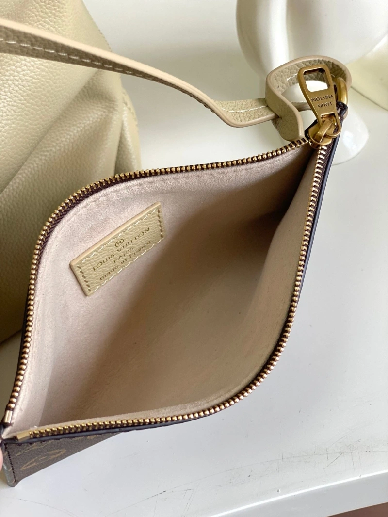 Bright LX Shopping Bags 16675