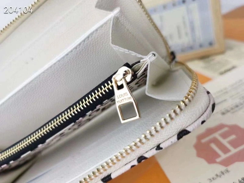 Breathable LX Clutch Bags 16979