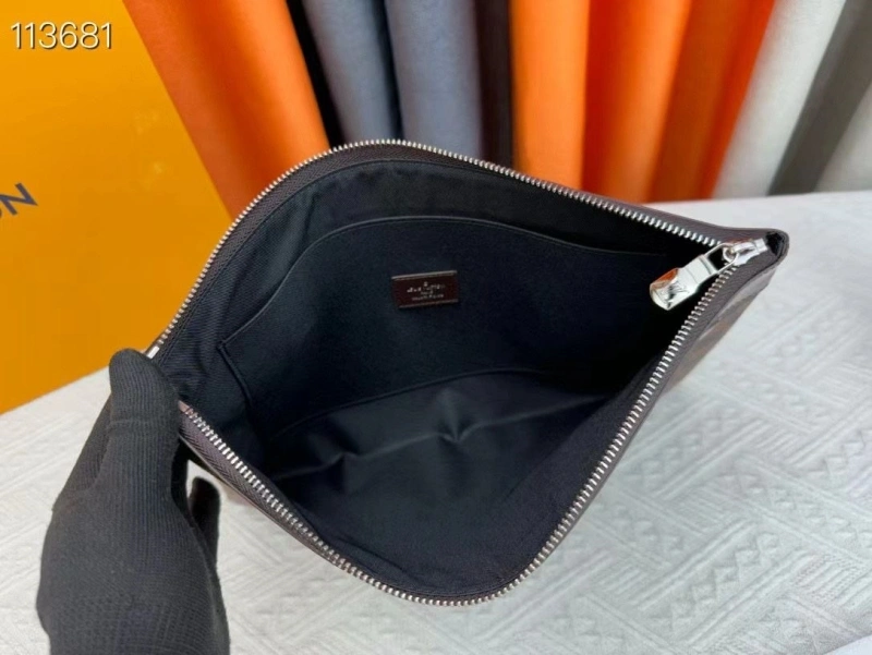 Resilient LX Clutch Bags 16978