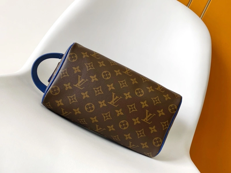 LX Cosmetic Bags Fashionable 16931