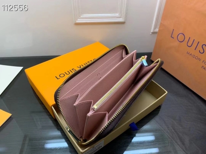 Resilient LX Wallets 10429